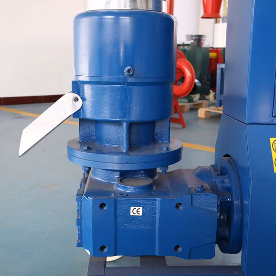 Pellettatrice Mkl 229 con azionamento a tre rulli per segatura di legno