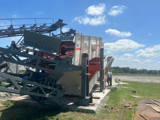 Frantoio a martelli pesanti utilizzato nella linea di frantumazione delle pietre